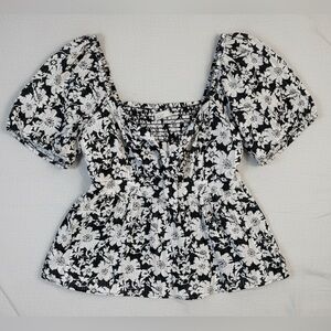 LOFT Black and‎ White Floral Peplum LARGE Blouse NWT